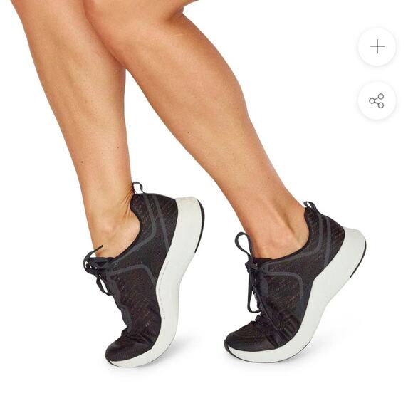 DANSKO Sky Lightweight Mesh Black Walking Sneaker Women’s Sz EU 38 / US 8 - Picture 1 of 15